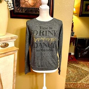 Trendy Graphic Pullover